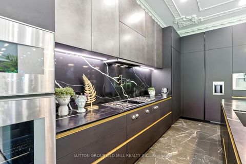 Photo 16 at 10 Hillavon Drive, Rosethorn, Toronto