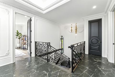 Photo 20 at 10 Hillavon Drive, Rosethorn, Toronto