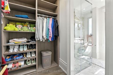 Photo 37 at 10 Hillavon Drive, Rosethorn, Toronto