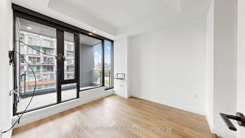 Photo 14 at 714 - 505 Richmond Street W, Waterfront Communities C1, Toronto