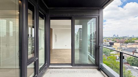 Photo 16 at 714 - 505 Richmond Street W, Waterfront Communities C1, Toronto