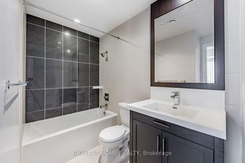 Photo 13 at 521 - 120 Harrison Garden Blvd Boulevard, Willowdale East, Toronto
