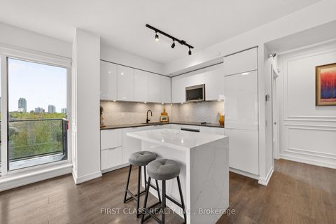 Photo 7 at 707 - 609 Avenue Road, St. Clair, Toronto