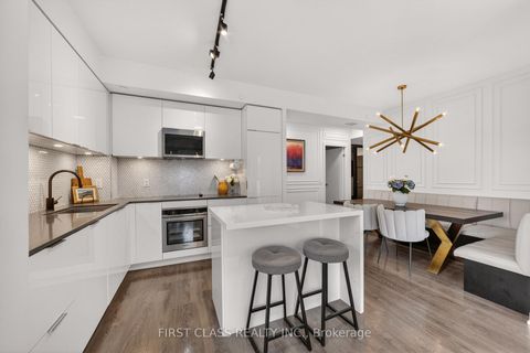Photo 8 at 707 - 609 Avenue Road, St. Clair, Toronto