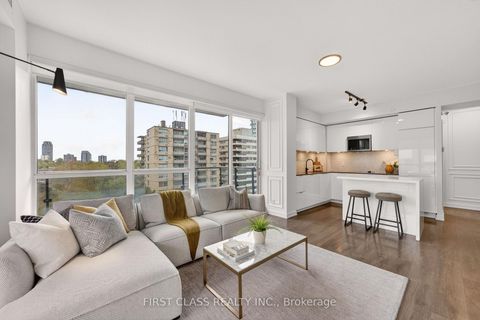 Photo 10 at 707 - 609 Avenue Road, St. Clair, Toronto