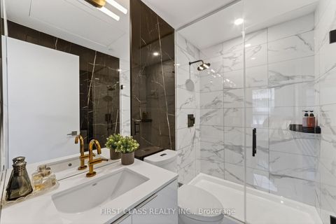 Photo 16 at 707 - 609 Avenue Road, St. Clair, Toronto