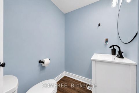 Photo 12 at 15D View Green Crescent, Clairville, Toronto
