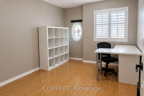 Photo 31 at 15D View Green Crescent, Clairville, Toronto