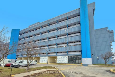 Photo 1 at 428 - 4645 Jane Street, Black Creek, Toronto