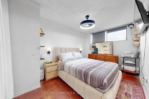 Photo 17 at 428 - 4645 Jane Street, Black Creek, Toronto
