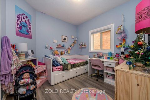Photo 11 at 16 Esther Drive, Painswick South, Barrie