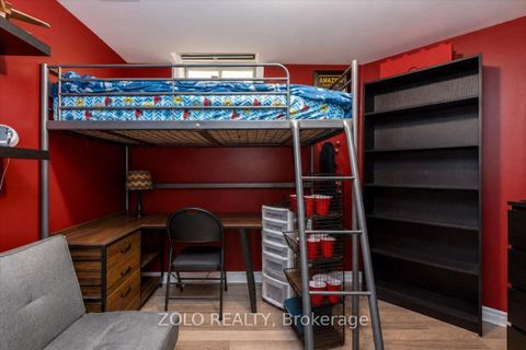 Photo 16 at 16 Esther Drive, Painswick South, Barrie