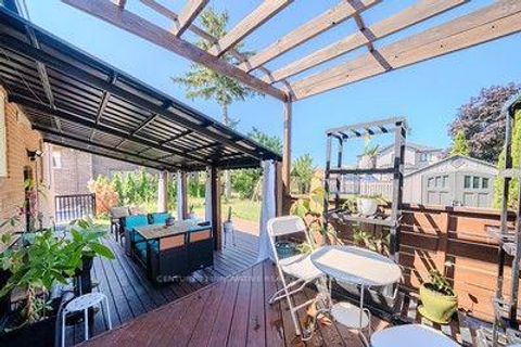 Photo 39 at 60 Dorking Crescent, CFB, Toronto