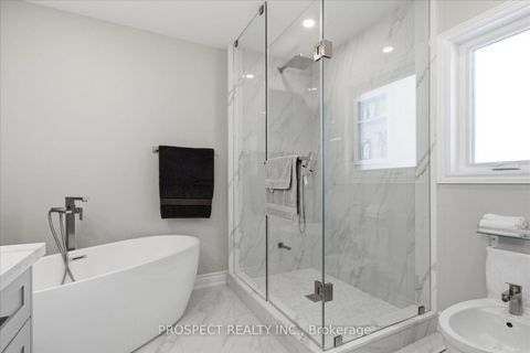 Photo 18 at 348 Vellore Avenue, Vellore Village, Vaughan