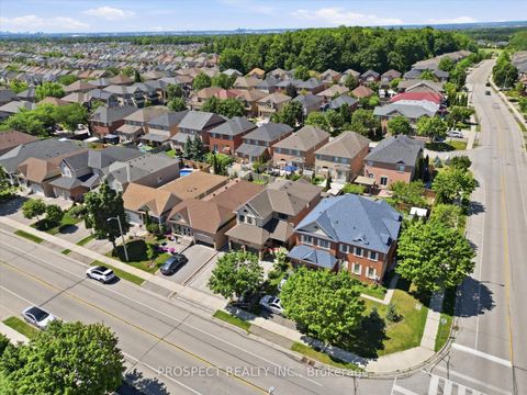 Photo 27 at 348 Vellore Avenue, Vellore Village, Vaughan