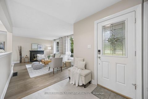 Photo 1 at 861 Boxworth Place, West Shore, Pickering