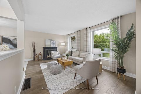 Photo 2 at 861 Boxworth Place, West Shore, Pickering