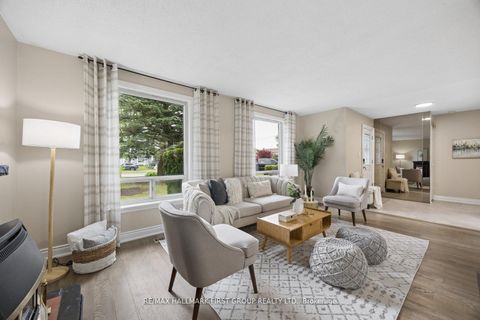 Photo 3 at 861 Boxworth Place, West Shore, Pickering