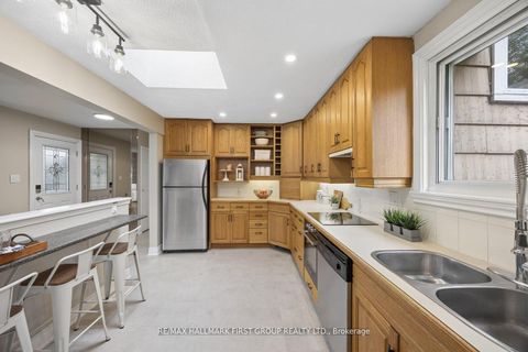 Photo 9 at 861 Boxworth Place, West Shore, Pickering
