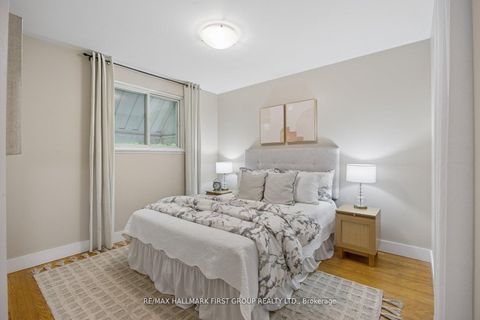 Photo 22 at 861 Boxworth Place, West Shore, Pickering