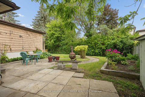 Photo 32 at 861 Boxworth Place, West Shore, Pickering