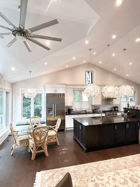 Photo 3 at 15 Sulkara Court, Victoria Village, Toronto