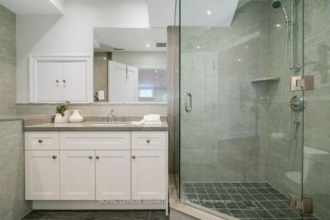 Photo 24 at 15 Sulkara Court, Victoria Village, Toronto