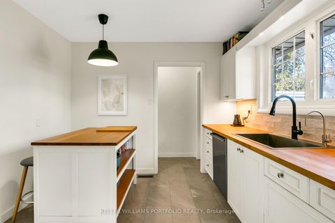 Photo 10 at 88 Sabrina Dr Drive, Richview, Toronto