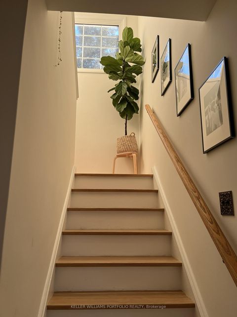 Photo 26 at 88 Sabrina Dr Drive, Richview, Toronto