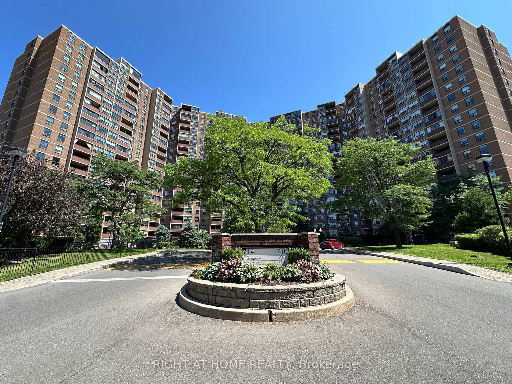 1507 - 716 The West Mall, West Deane, Toronto photo 2