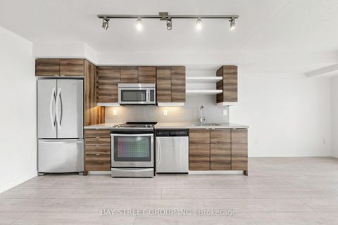 Photo 10 at 1118 - 525 Adelaide Street W, Waterfront Communities C1, Toronto