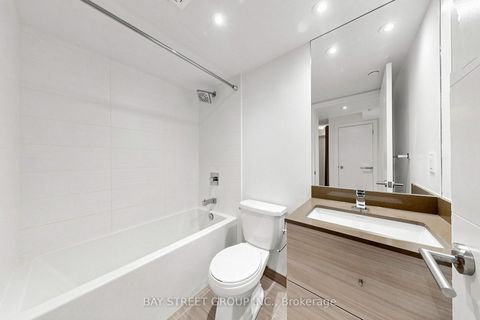 Photo 23 at 1118 - 525 Adelaide Street W, Waterfront Communities C1, Toronto