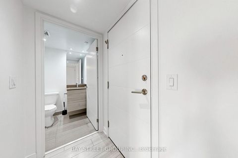 Photo 25 at 1118 - 525 Adelaide Street W, Waterfront Communities C1, Toronto