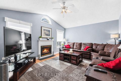Photo 9 at 8 Burnaby Drive, Keswick North, Georgina