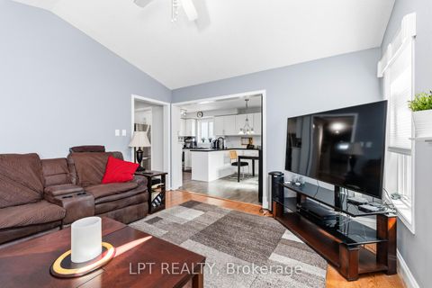 Photo 10 at 8 Burnaby Drive, Keswick North, Georgina