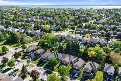 Photo 40 at 8 Burnaby Drive, Keswick North, Georgina