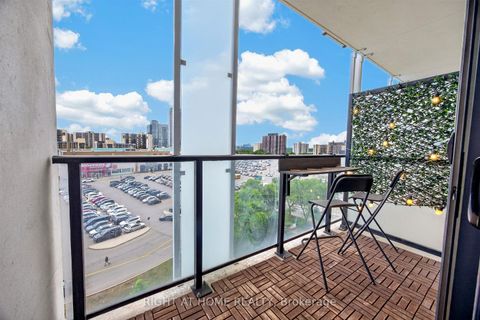 Photo 15 at 712 - 128 Fairview Mall Drive, Don Valley Village, Toronto