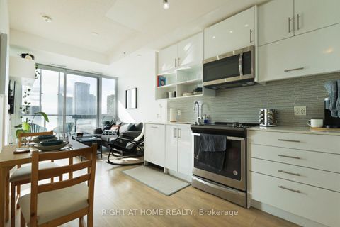 Photo 17 at 712 - 128 Fairview Mall Drive, Don Valley Village, Toronto