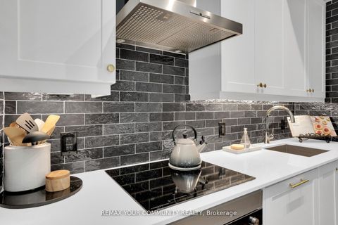 Photo 5 at 523 - 9085 Jane Street, Concord, Vaughan