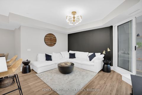 Photo 9 at 523 - 9085 Jane Street, Concord, Vaughan