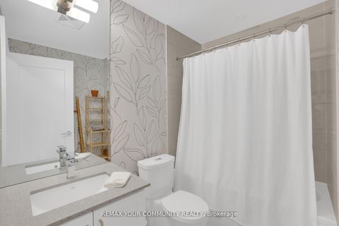 Photo 18 at 523 - 9085 Jane Street, Concord, Vaughan