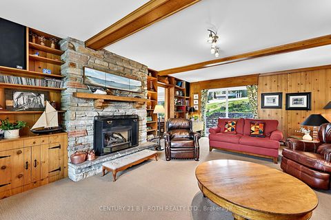 Photo 15 at 140 Shanty Bay Road, North Shore, Barrie