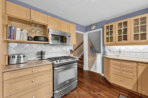 Photo 19 at 140 Shanty Bay Road, North Shore, Barrie
