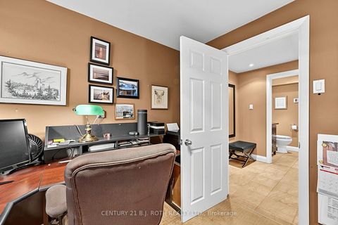 Photo 33 at 140 Shanty Bay Road, North Shore, Barrie