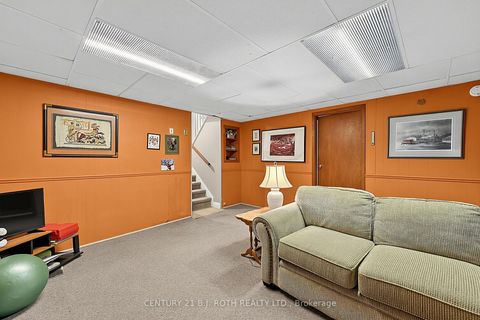 Photo 37 at 140 Shanty Bay Road, North Shore, Barrie