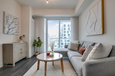 Photo 3 at 910 - 80 Vanauley Street, Chinatown, Toronto