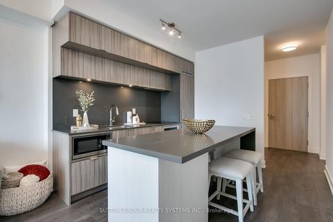 Photo 9 at 910 - 80 Vanauley Street, Chinatown, Toronto