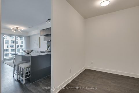 Photo 12 at 910 - 80 Vanauley Street, Chinatown, Toronto