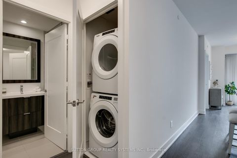 Photo 20 at 910 - 80 Vanauley Street, Chinatown, Toronto