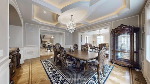 Photo 4 at 9 Fifeshire Road, Windfields, Toronto